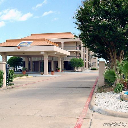 Executive Inn Ντάλλας Εξωτερικό φωτογραφία